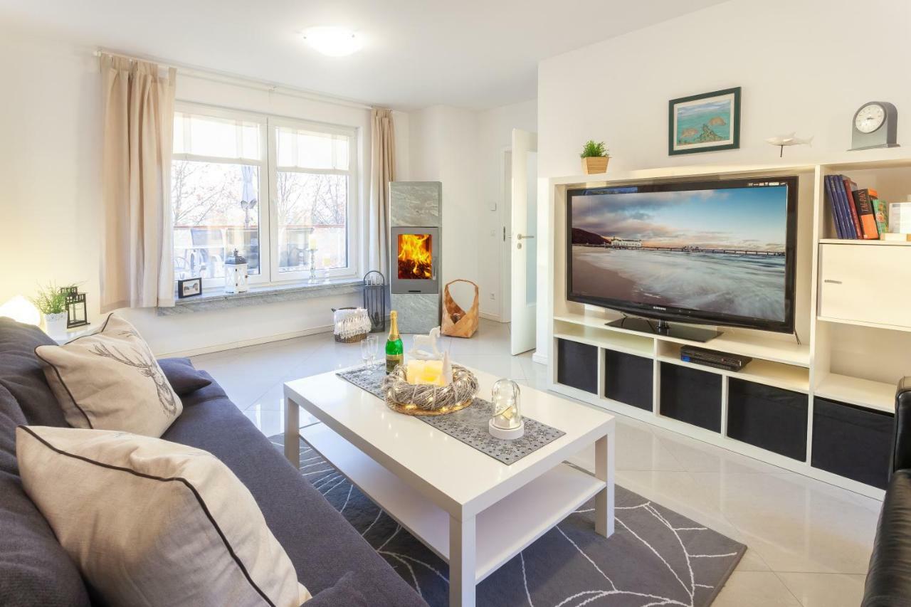 Strandhaus Manatee Mit Sauna Und Kamin Sellin  Exterior photo